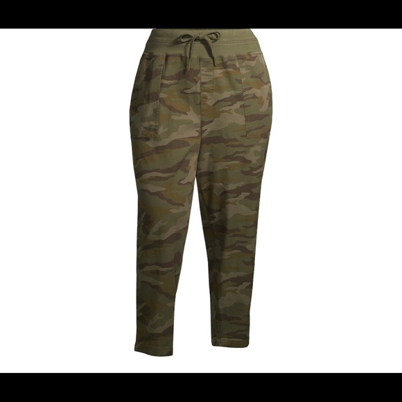 Terra & Sky Women's Plus Size Cargo
Utility Pants - Picture 6 of 13